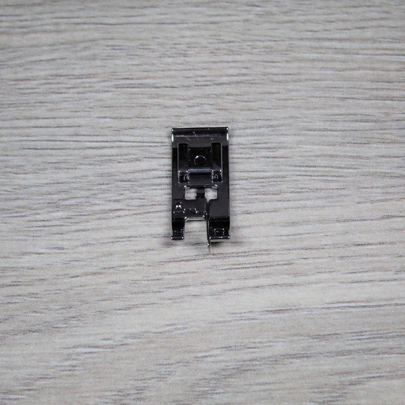 Pied Surjet à Clips Pour Machine à Coudre - Compatible Brother, Janome, Toyota, Singer - Pied Amovible