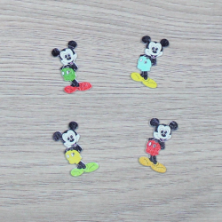 4 boutons Mickey en bois peint