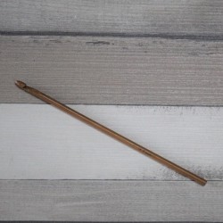 Crochet en bambou N°4.0