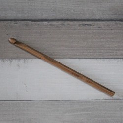 Crochet en bambou N°6.5
